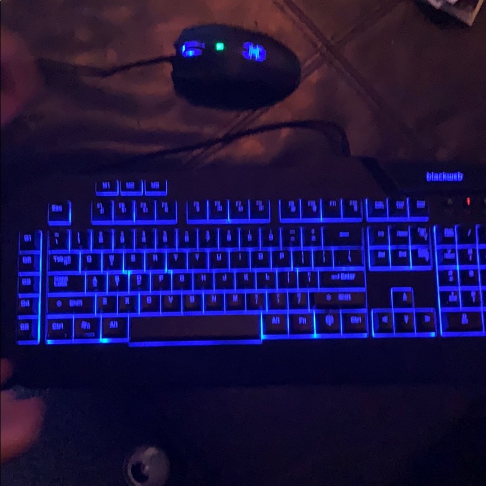 Mouse and keyboard - Picture 3 of 5